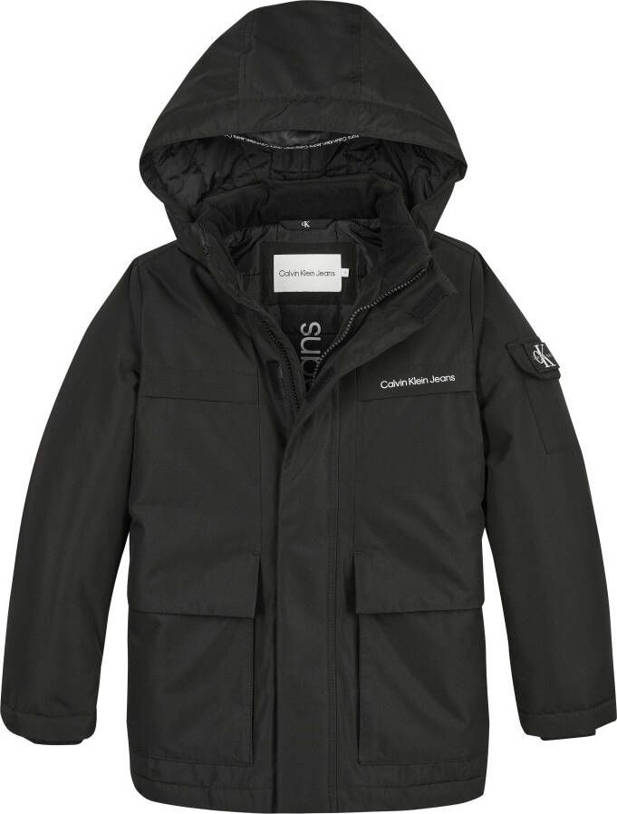 Calvin Klein Parka BACK TO SCHOOL JACKET voor kinderen tot 16 jaar met logopatch - Foto 4