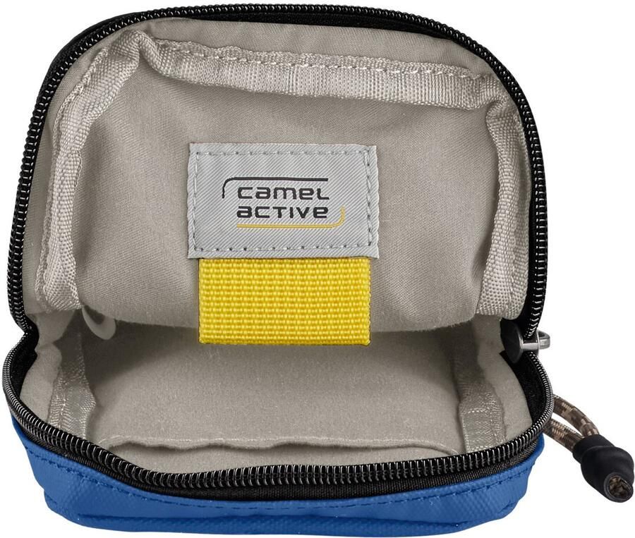 Camel active Gsm-tasje Explore waterafstotend gerecycled nylon en reflecterende ritsen