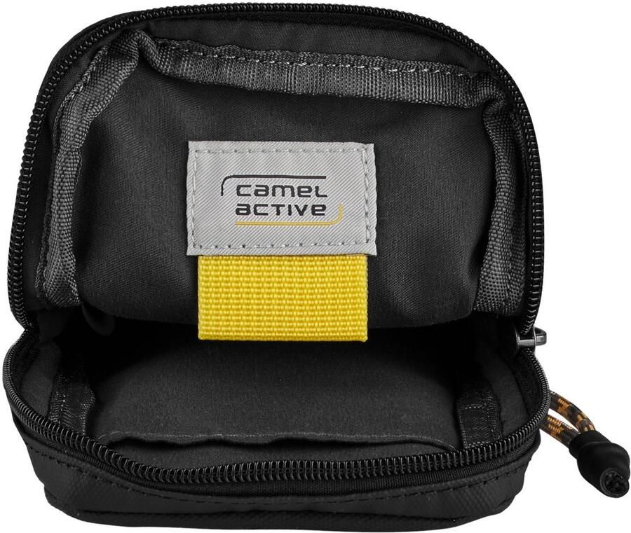 Camel active Gsm-tasje Explore waterafstotend gerecycled nylon en reflecterende ritsen
