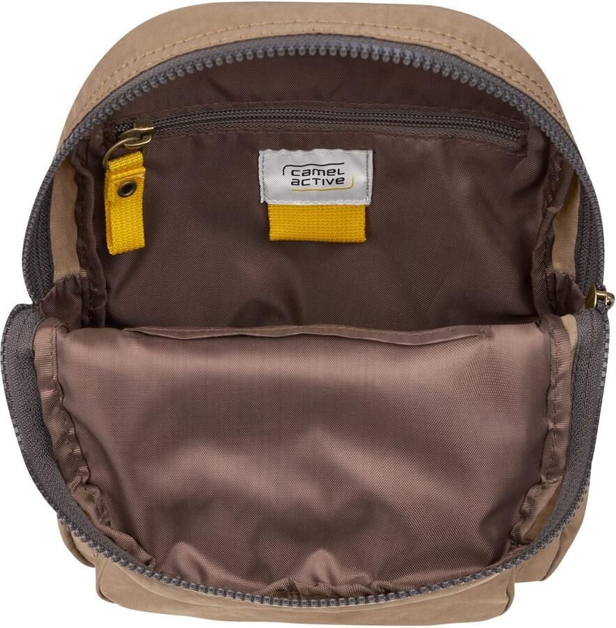 Camel active Rugzak Journey veelzijdige metgezel van robuust nylon en met licht gewicht