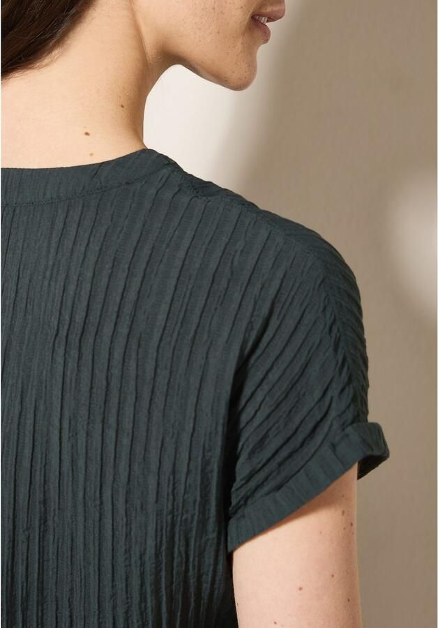 Cecil Blouse met korte mouwen met gesplitste halslijn en streepstructuur