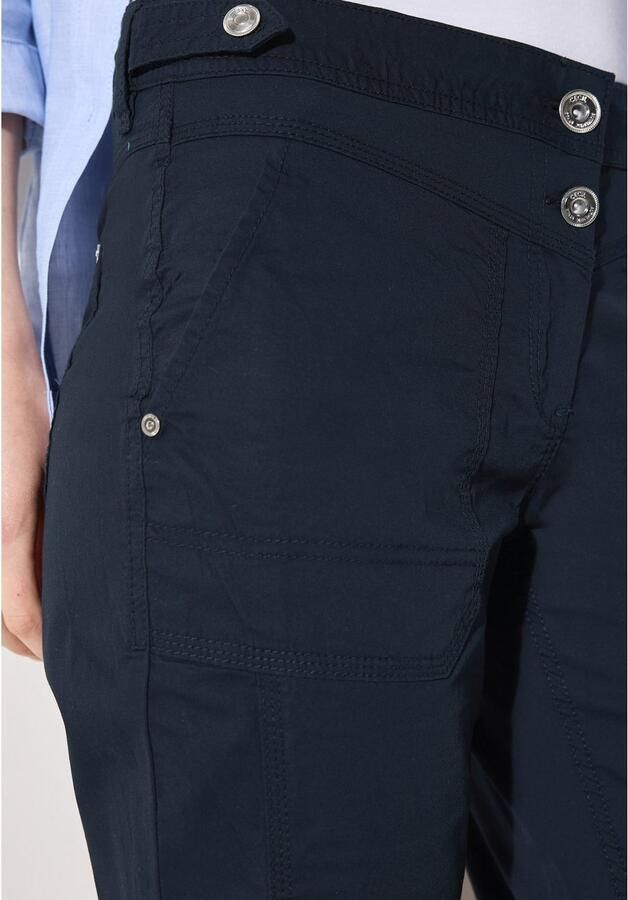 Cecil Capribroek Stijl New York Zomerbroek met knoopdetails op de band