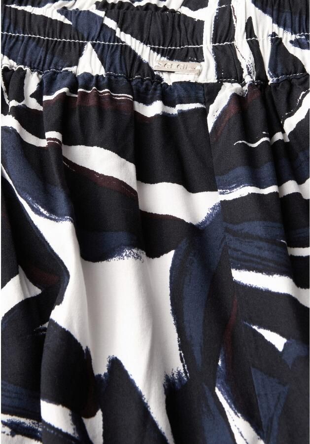 Cecil Maxirok met volants en grafisch patroon