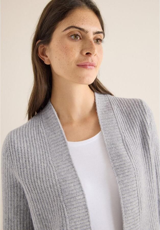 Cecil Vest