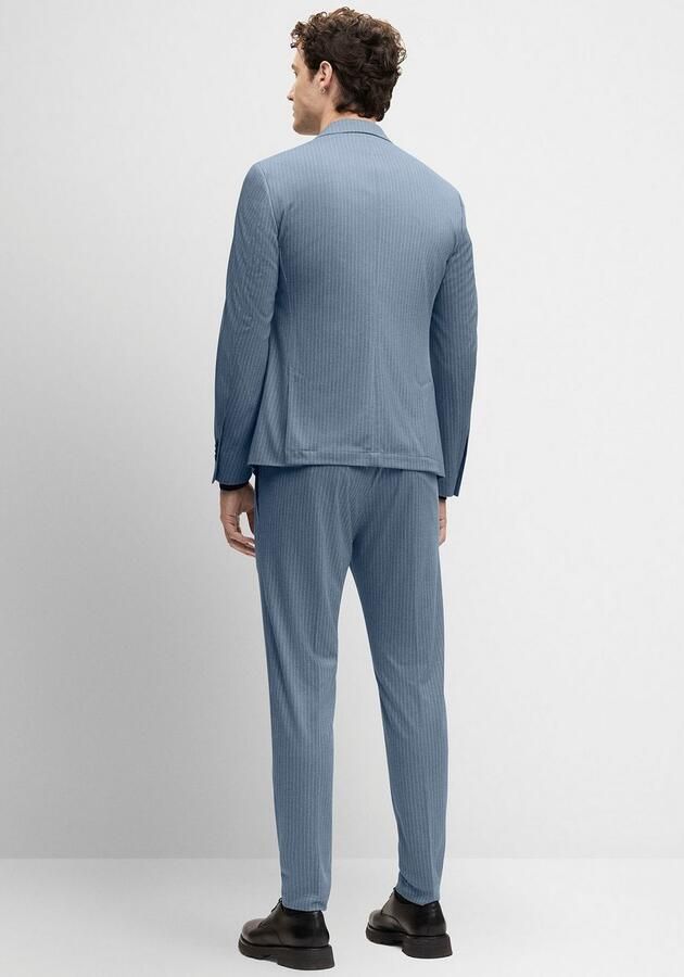 Cinque Colbert bij een pak CIDATI in discreet streep patroon - Foto 2
