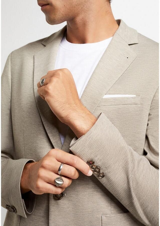 Cinque Colbert bij een pak CIDATI met modieuze structuur - Foto 2