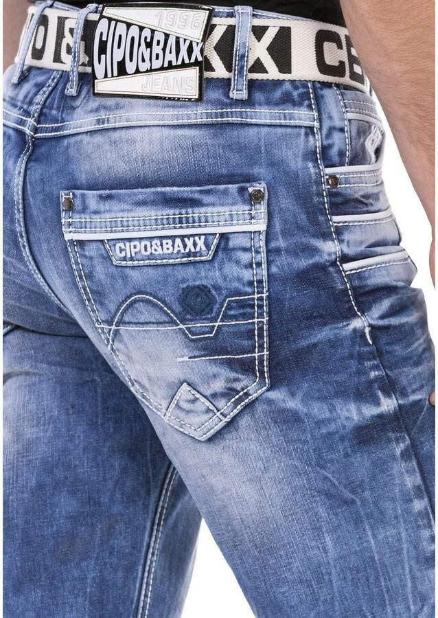 Cipo & Baxx Bermuda in denim en met markante zakken - Foto 7