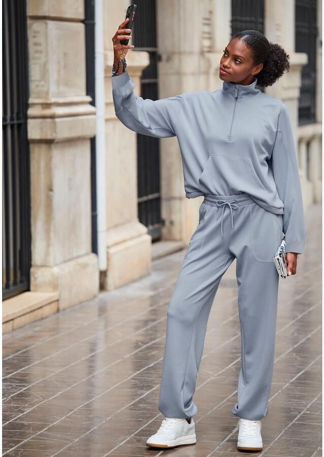 Copenhagen Studios Shirt met lange mouwen gemaakt van hoogwaardig materiaal met staande kraag en rits