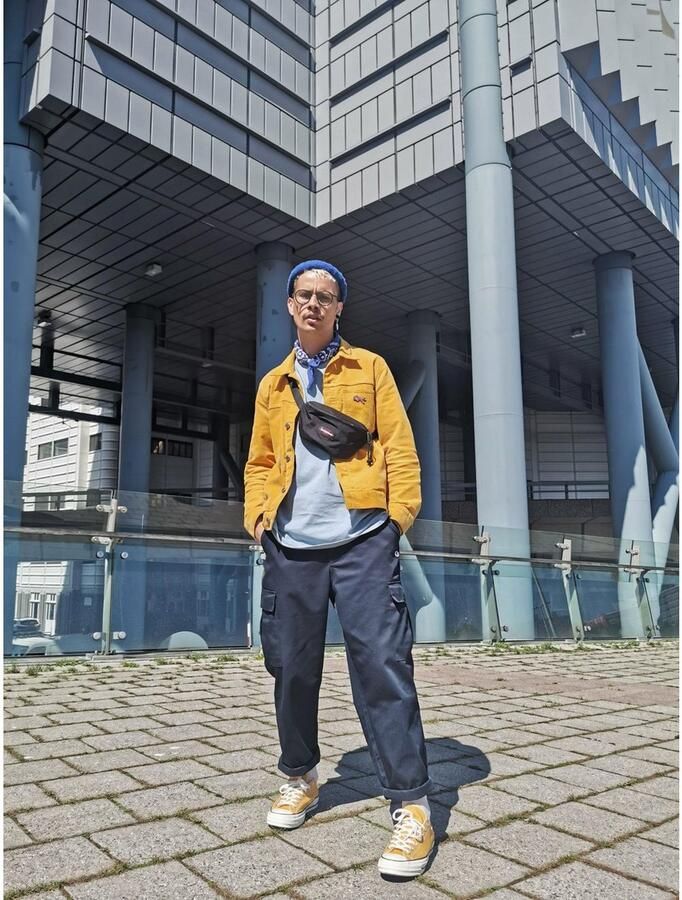 Eastpak Buiktasje SPRINGER unisex heuptas minibag in een casual look met logo-patch - Foto 2