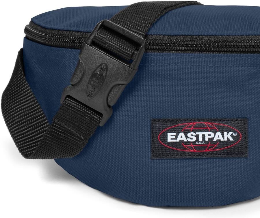 Eastpak Buiktasje SPRINGER unisex heuptas minibag in een casual look met logo-patch