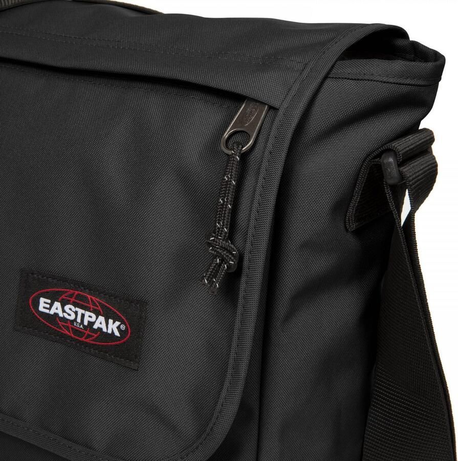 Eastpak Functionele Schoudertas met Ruime Opbergruimte Zwart Unisex