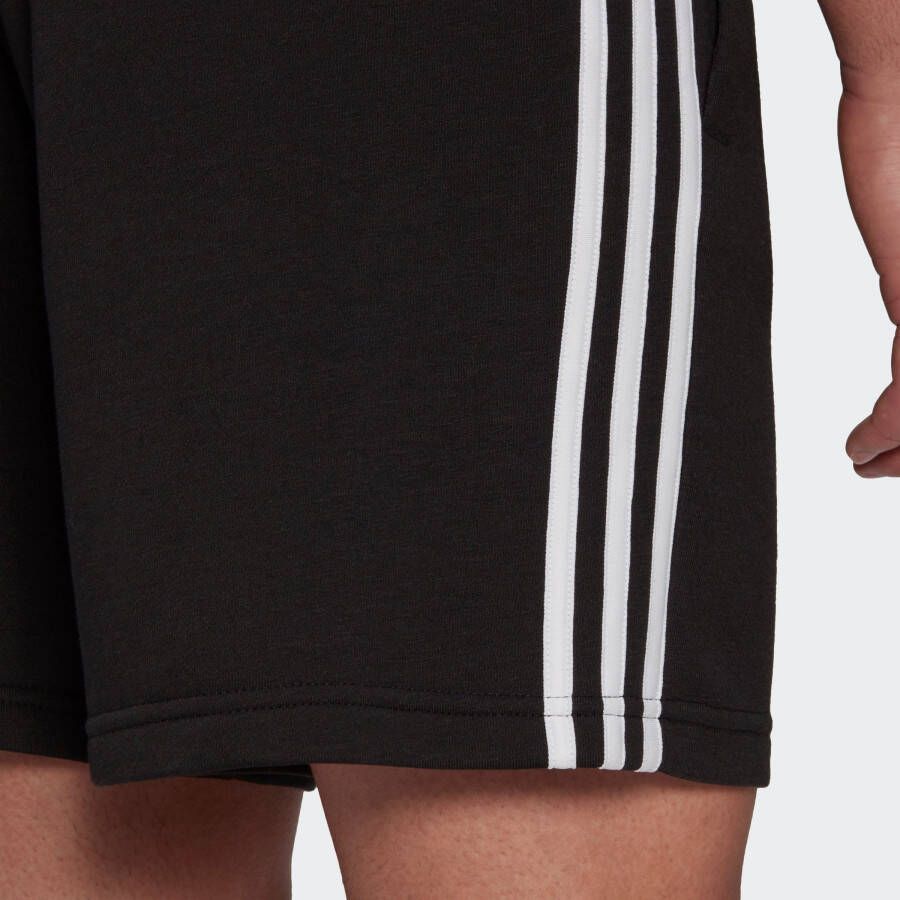adidas Sportswear Short ESSENTIALS FRENCH TERRY 3-STREPEN (1-delig)