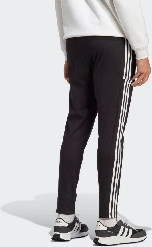 adidas Sportswear Sportbroek ESSENTIALS SINGLE JERSEY TAPERED OPEN HEM 3-STRIPE BROEK (1-delig)