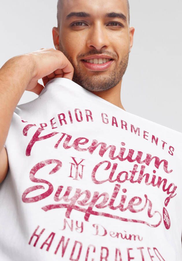 AJC T-shirt Korte mouwen smalle pasvorm in vintage-ontwerp