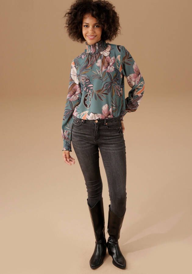 Aniston CASUAL Blouse zonder sluiting met royale bloemenprint in verschillende kleuren en bedrukken