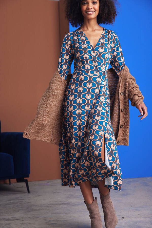 Aniston CASUAL Jerseyjurk bedrukt met een trendy retropatroon