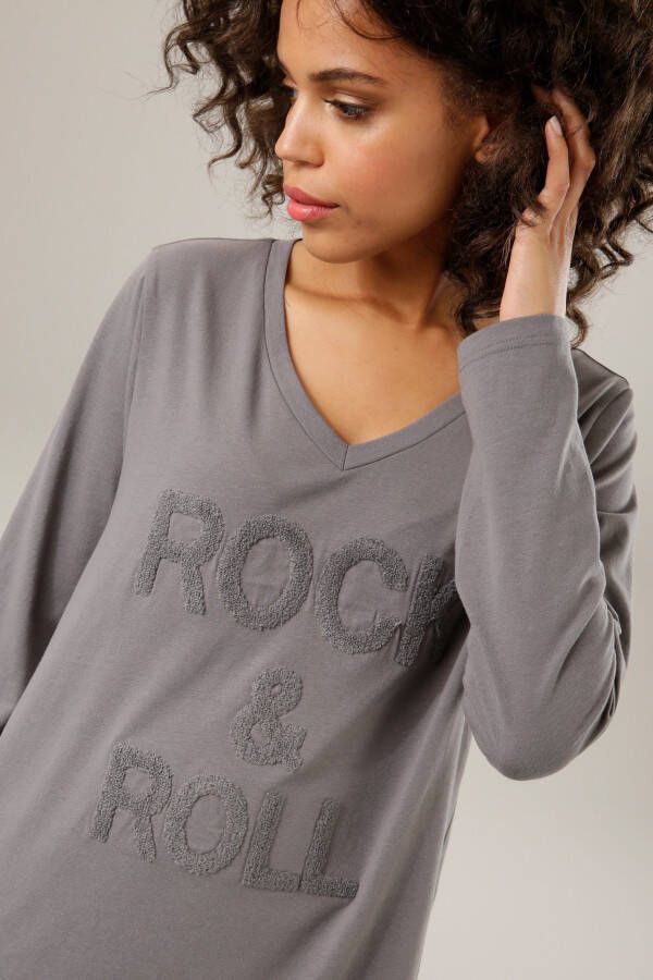 Aniston CASUAL Shirt met lange mouwen met "rockigem"-print in getextureerde frotté stof