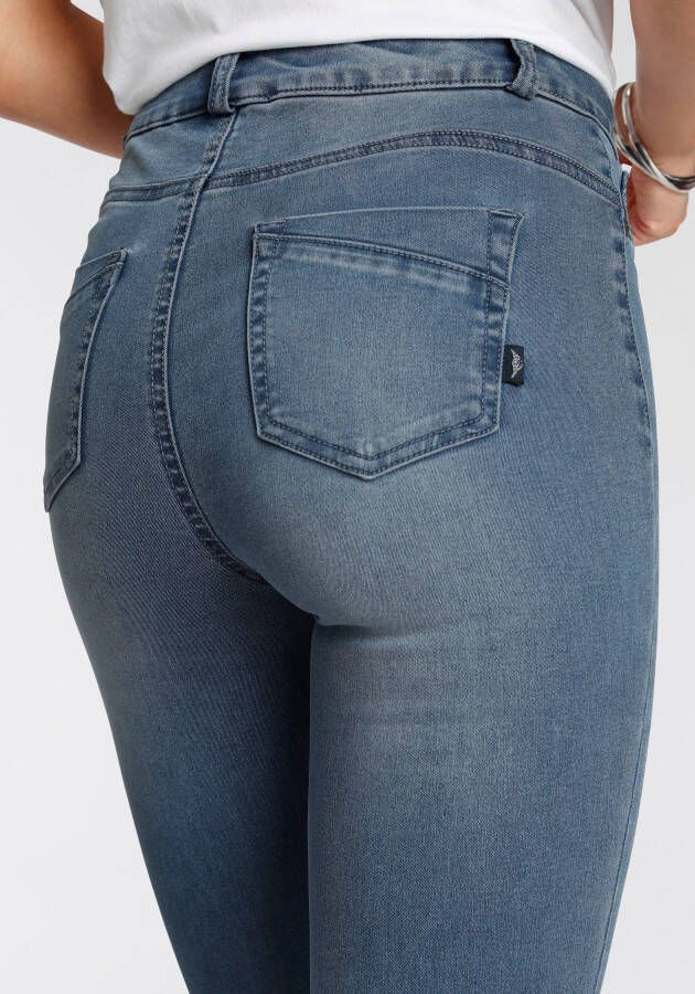 Arizona Bootcut jeans Ultra Stretch Highwaist met vormgevende naden