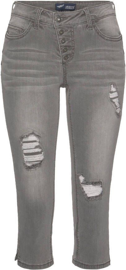 Arizona Capri jeans Met zichtbare schuine knoopsluiting