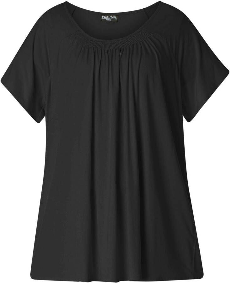 Base Level Curvy T-shirt Yokia In vormvaste katoenmix-kwaliteit