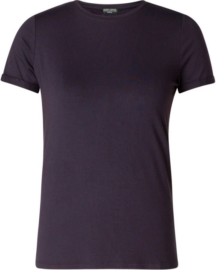 Base Level T-shirt Yalba Klassiek T-shirt in een zachte soepele kwaliteit