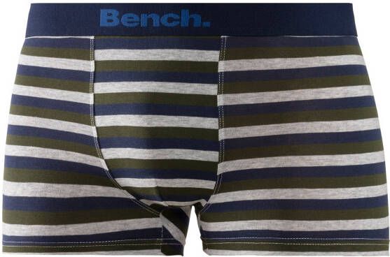 Bench. Boxershort met modieuze strepen of unikleur (set 4 stuks)