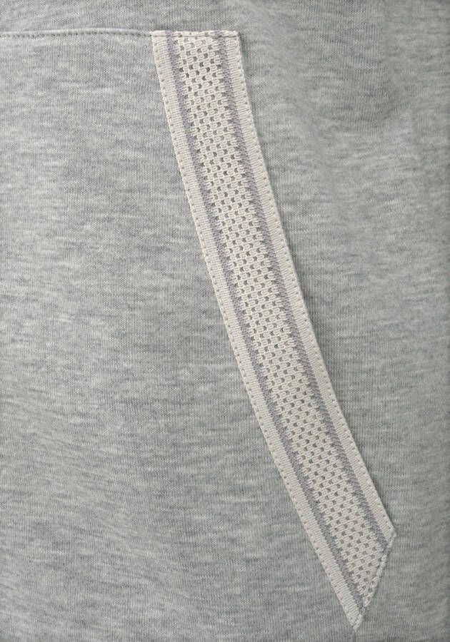 Bench. Capuchonsweatvest met gestreepte boorden en glansprint loungewear loungepak