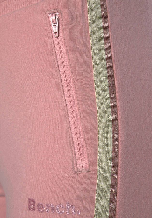 Bench. Loungewear Relax-capribroek met glitterstrepen loungepak
