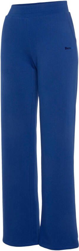 Bench. Loungewear Sweatpants -wijde loungebroek met insteekzakken en logo-print loungewear loungeanzug
