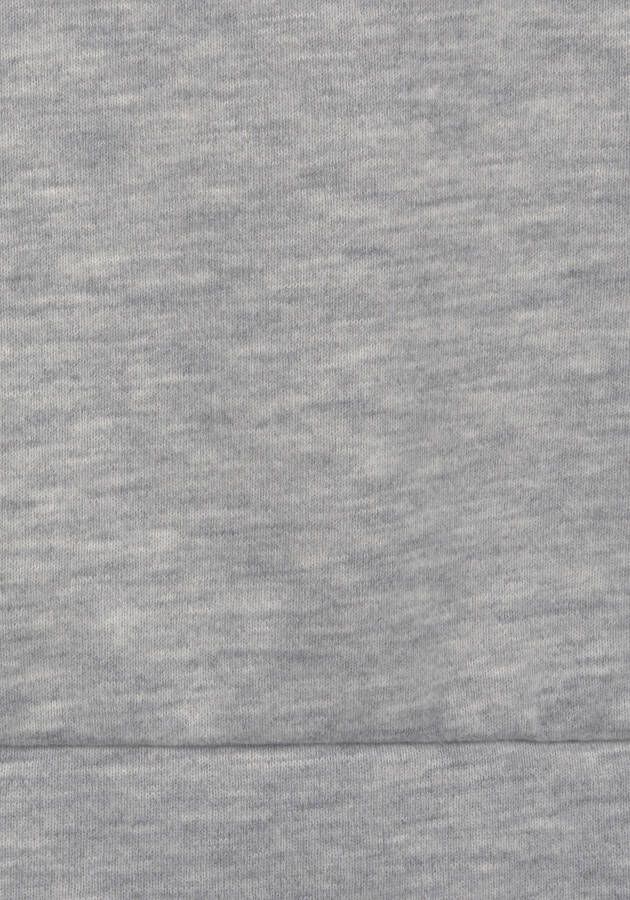 Bench. Sweatshirt in colorblocking ontwerp loungewear loungeanzug