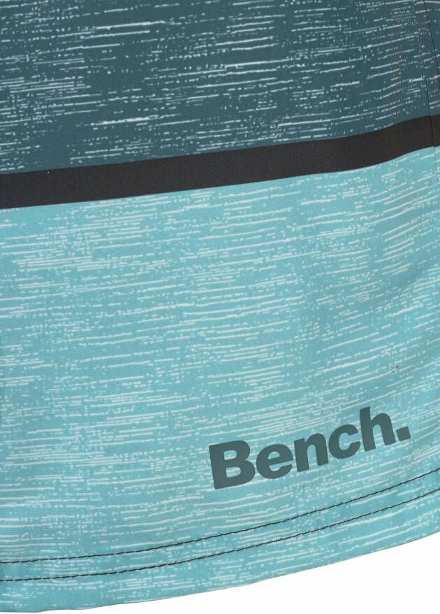 Bench. Zwemshort Mac in een trendy blokstrepen-look