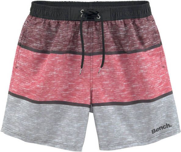 Bench. Zwemshort Mac in een trendy blokstrepen-look