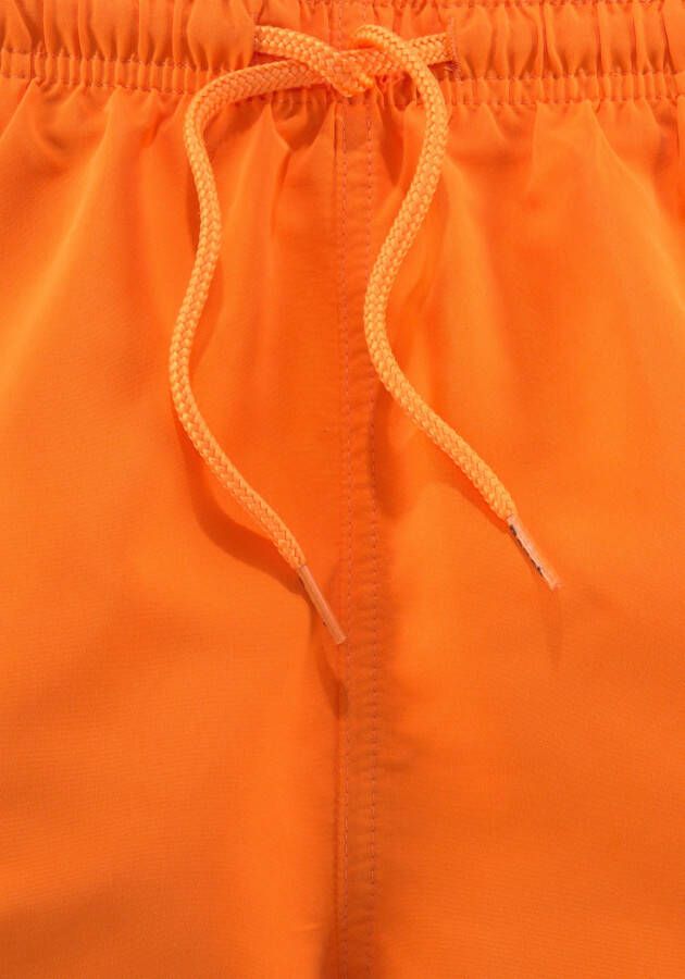 Bench. Zwemshort met logo-opschrift opzij