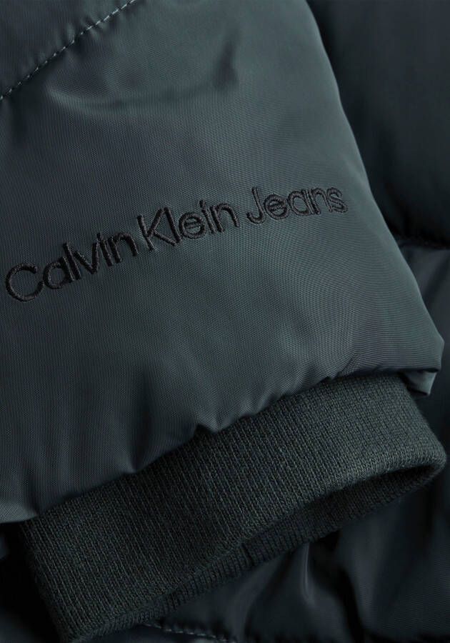 Calvin Klein Outdoorjack FAUX FUR MW FITTED SHORT PUFFER met afneembaar imitatiebont op de capuchon
