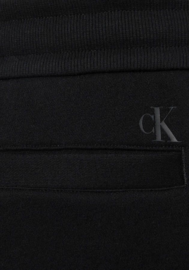 Calvin Klein Sweatbroek VERTICAL BOLD INSTIT HWK PANT