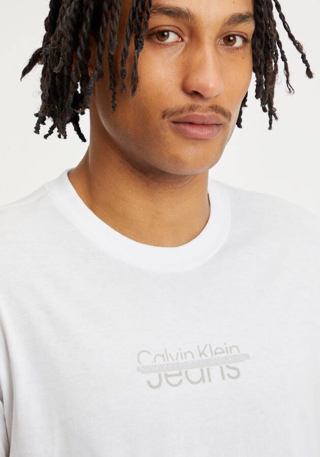 Calvin Klein T-shirt SMALL DISRUPTED LACQUER LOGO TEE