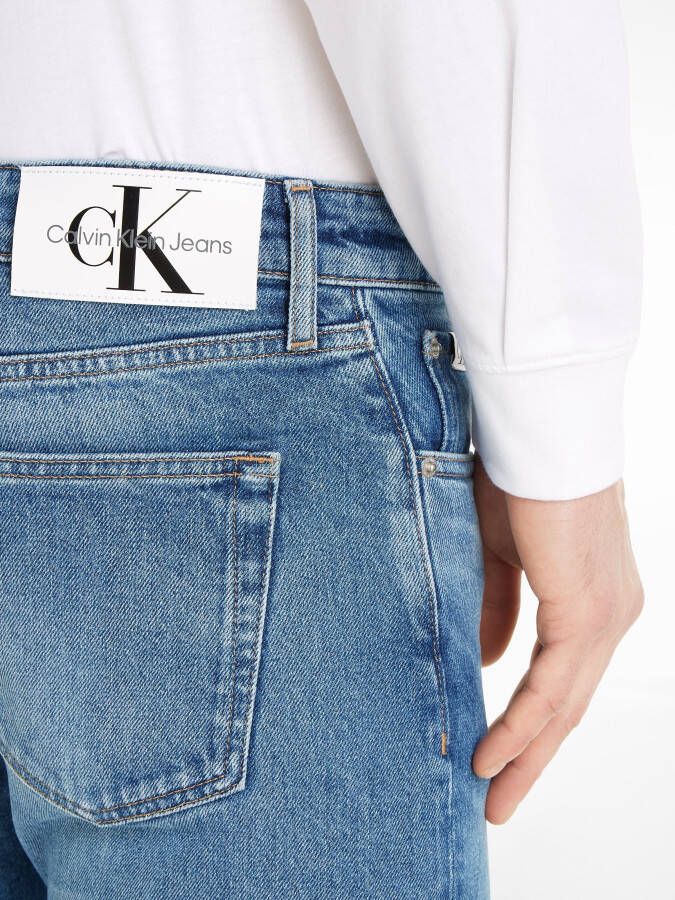 Calvin Klein Tapered jeans SLIM TAPER met leren badge