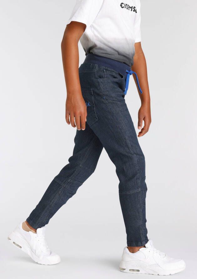 Chiemsee Comfortjeans Stretchjeans voor jongens smalle broekpasvorm used-wassing lage taille