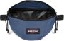 Eastpak Buiktasje SPRINGER in vlotte look - Thumbnail 5