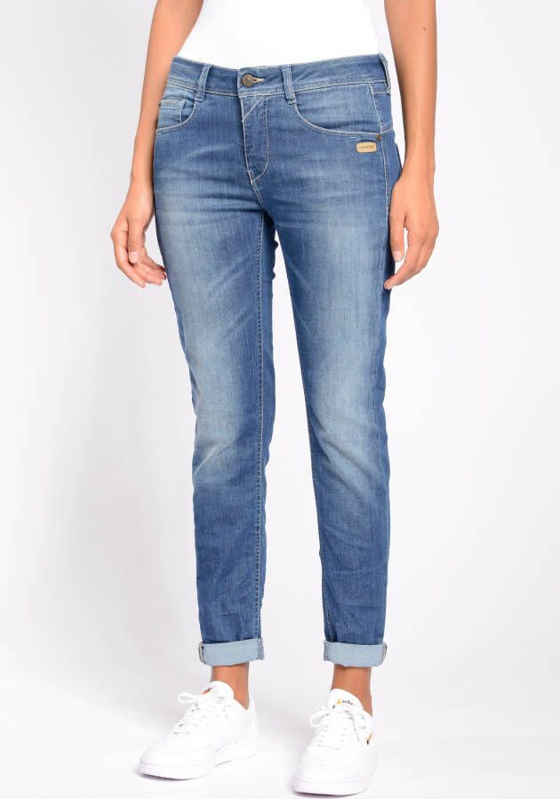 GANG Relax fit jeans 94AMELIE met used-effecten