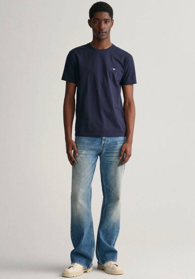 Gant T-shirt SLIM SHIELD SS T-SHIRT met logoborduursel op borsthoogte