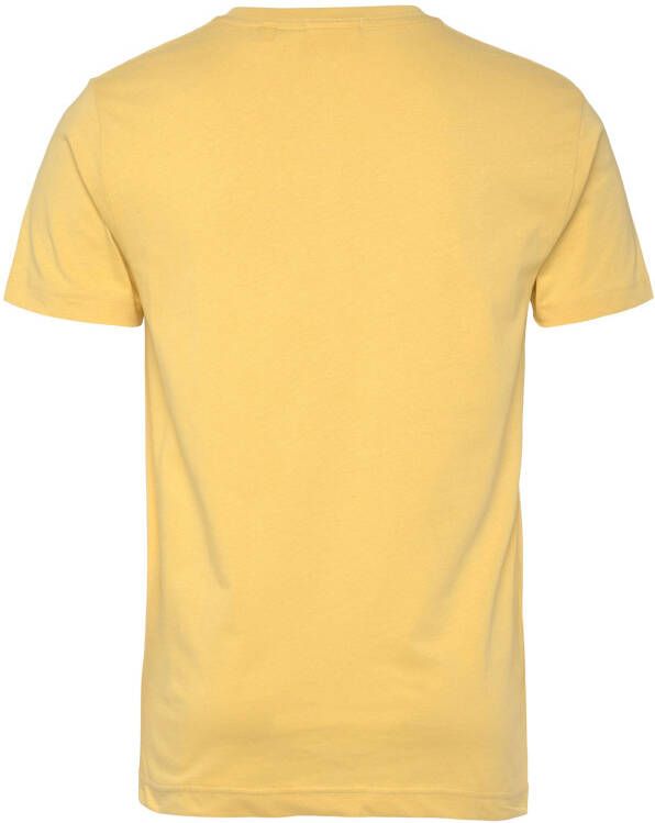 Gant T-shirt SLIM SHIELD V-NECK T-SHIRT met een klein geborduurd logo op de borst