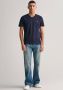 Gant T-shirt SLIM SHIELD V-NECK T-SHIRT met een klein geborduurd logo op de borst - Thumbnail 3