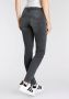 Herrlicher Slim fit jeans Gila met wigvormige inzetstukken aan de zijkant voor een slank afkledend effect - Thumbnail 2