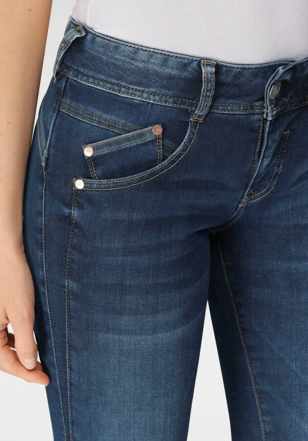Herrlicher Slim fit jeans GILA SLIM REUSED DENIM Aanhoudende topkwaliteit bevat gerecycled materiaal