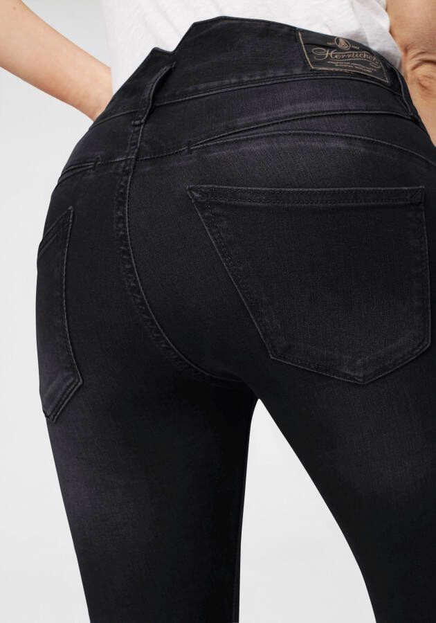Herrlicher Slim fit jeans PEARL SLIM REUSED Aanhoudende topkwaliteit bevat gerecycled materiaal
