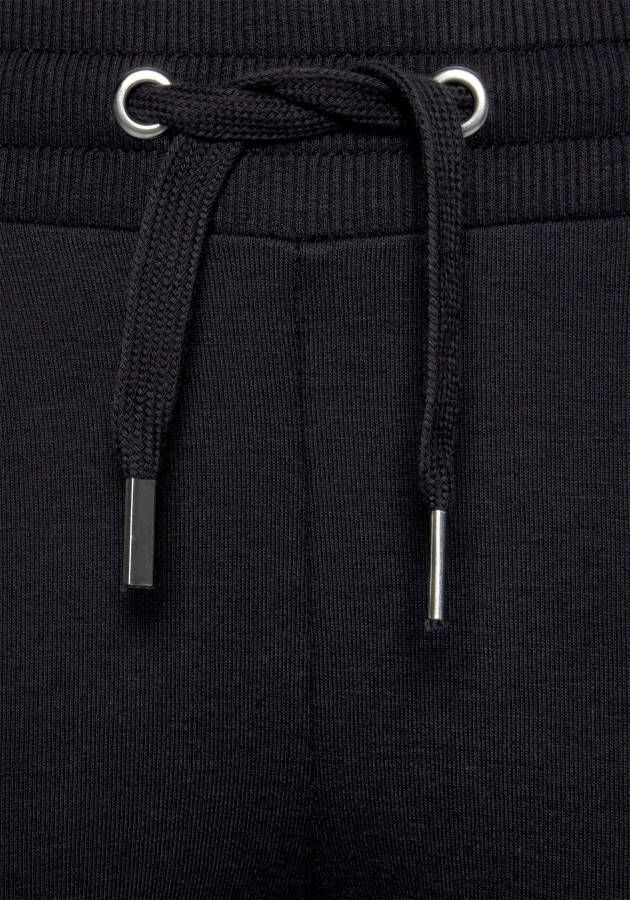 H.I.S Capribroek met zijpiping loungewear