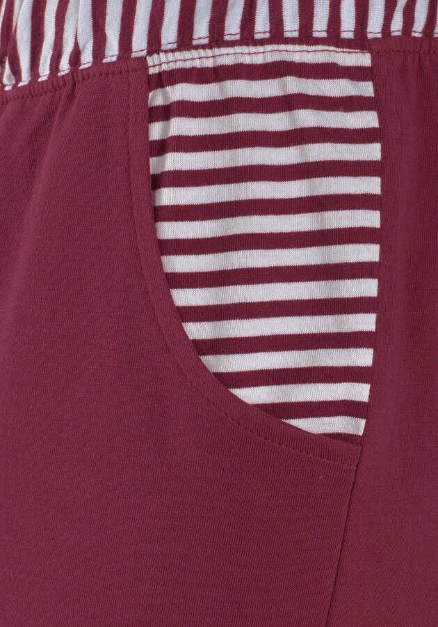 H.I.S Capripyjama met gestreept t-shirt en casual broek (2-delig 1 stuk)