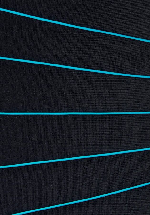 Lascana Badpak met contrastpaspels en modellerend effect