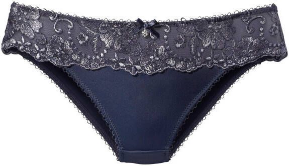 Lascana Bikinibroekje WANDA met borduurkant in bloemetjes-look